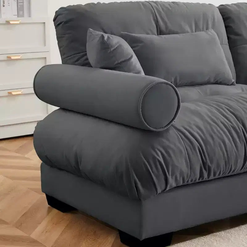 Sofá de terciopelo moderno Crane de 130" de 3 plazas con reposabrazos tipo bolster y 3 cojines
