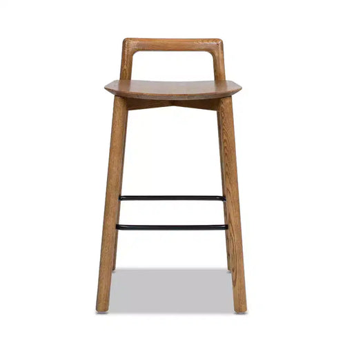 Taburete de mostrador bajo Sven de 26.5" de madera de fresno maciza con reposapiés de hierro negro