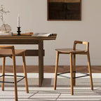 Taburete de mostrador bajo Sven de 26.5" de madera de fresno maciza con reposapiés de hierro negro