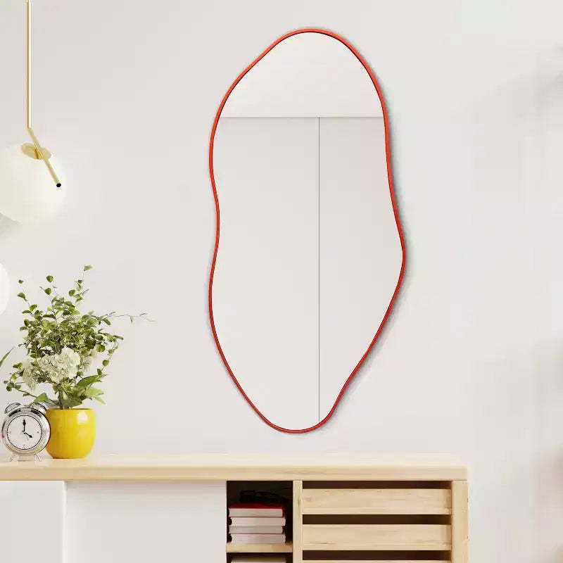 Espejo decorativo de pared con marco asimétrico irregular Everly, estilo art déco