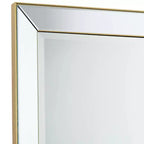 Espejo de pared rectangular Verne con borde dorado mate de 24" x 38" y cristal biselado