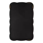 Espejo de pared con marco de madera festoneado Hatherleigh de 23.5" x 38"